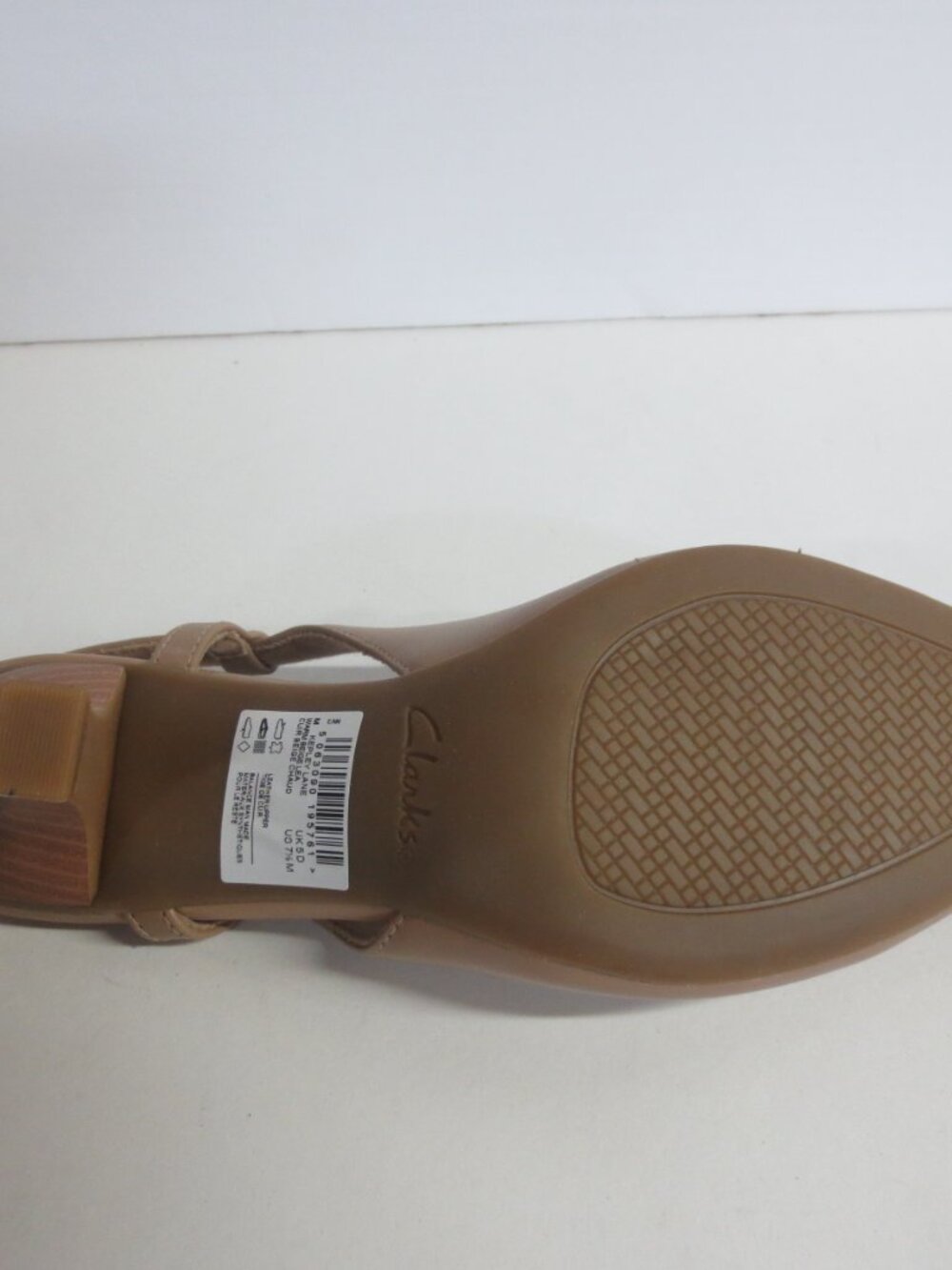 CLARKS WOMENS KEPLEY LANE SLINGBACK PUMP - WARM BEIGE - US 7.5M - Picture 5 of 6